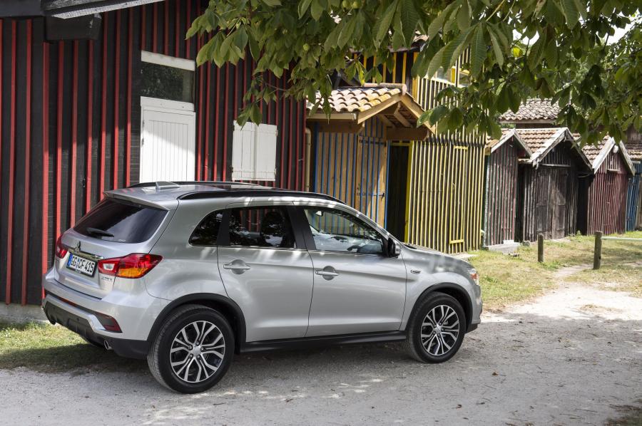  Mitsubishi ASX 2017 года  (WW) (фото 8 из 41)